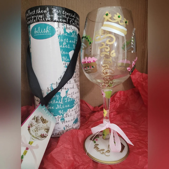 🍷 Handpainted Delish 15oz wine glass w/ carrier - Picture 1 of 8